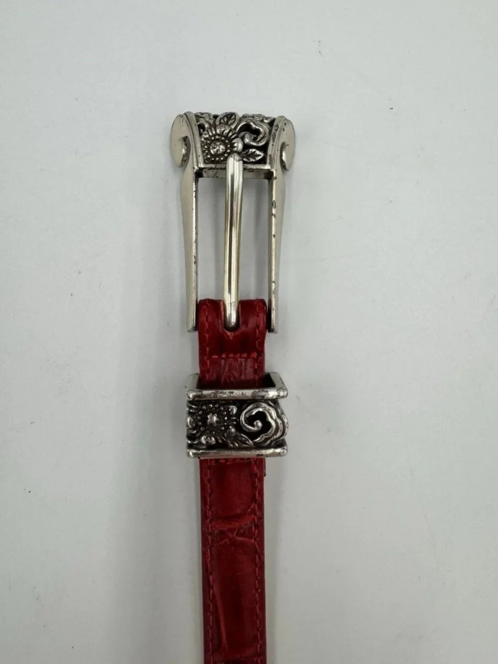 Brighton Silver Floral Buckle Red Croc Skinny Belt Sz L/34